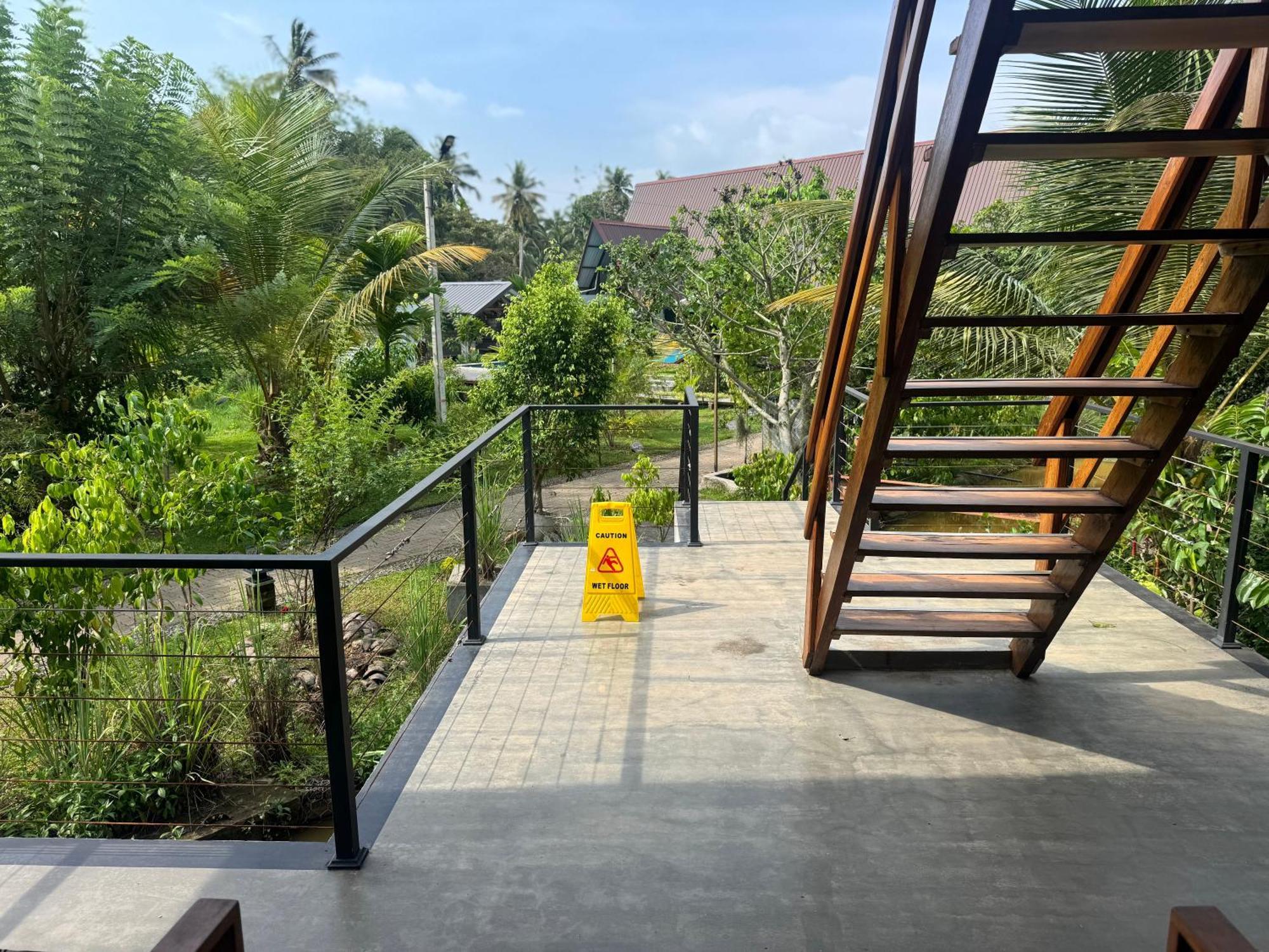 Steps Garden Resort Negombo Buitenkant foto